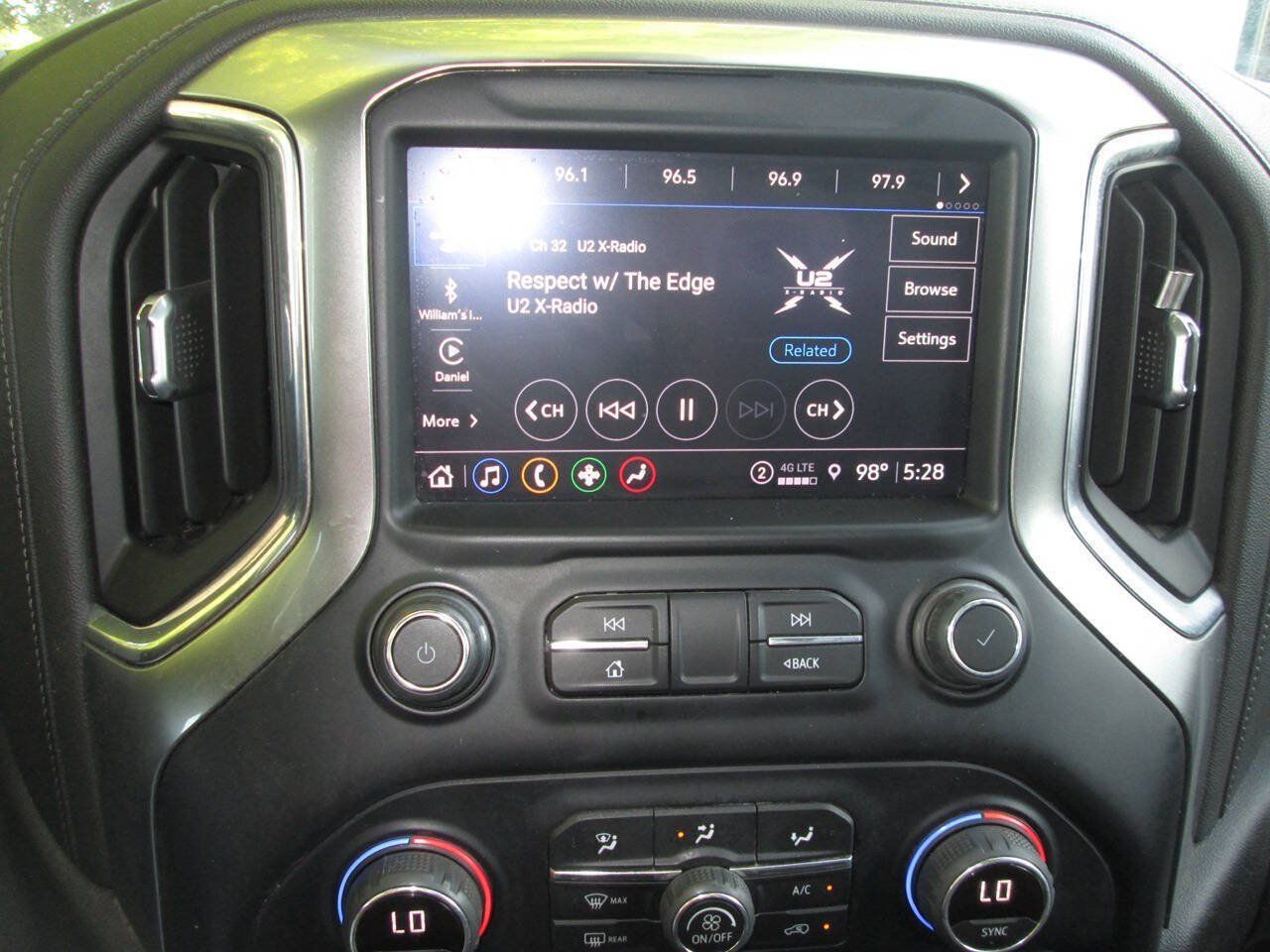 Used 2022 Chevrolet Silverado 2500 LTZ w/ Safety Package AWD/4WD image 16