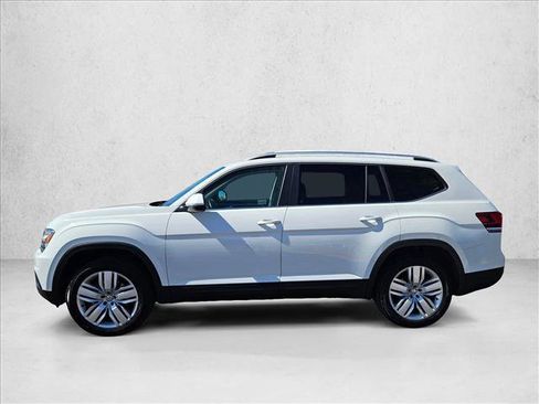 Used 2019 Volkswagen Atlas SE w/ Panoramic Sunroof Package image 9