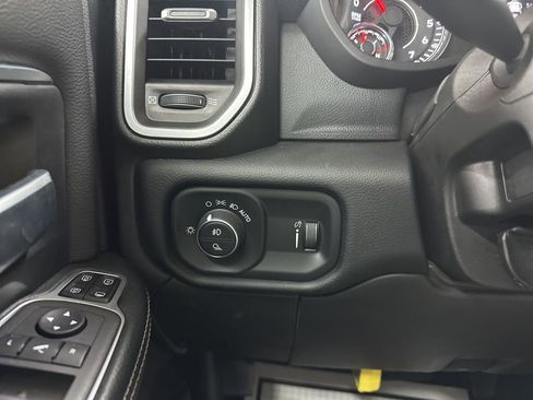 Used 2024 RAM 2500 Big Horn w/ Bed Utility Group image 37