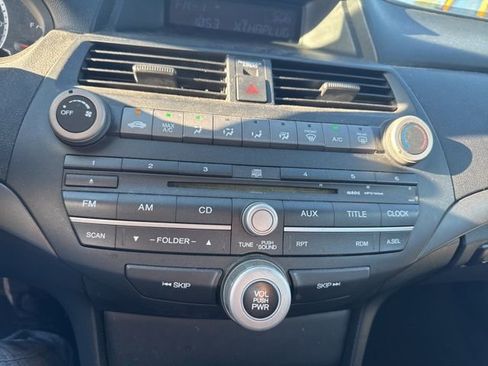 Used 2010 Honda Accord LX image 17