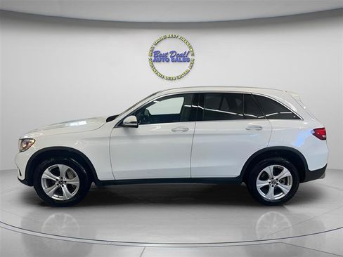Used 2017 Mercedes-Benz GLC 300 4MATIC w/ Premium 1 Package image 2