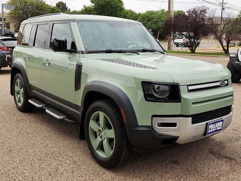 Used 2023 Land Rover Defender 110 75th Limited Edition image 4