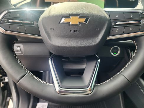 New 2025 Chevrolet Traverse LT w/ Driver Confidence Package image 28