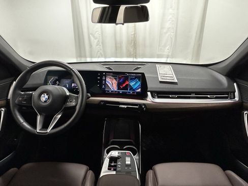 Used 2023 BMW X1 xDrive28i w/ Convenience Package image 8