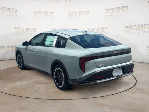 New 2026 Kia K4 EX FWD image 3