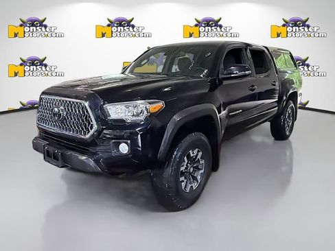 Used 2018 Toyota Tacoma TRD Off-Road AWD/4WD image 1