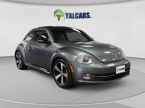 Used 2012 Volkswagen Beetle 2.0T FWD image 7