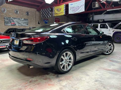 Used 2017 MAZDA MAZDA6 Touring w/ Touring Premium Package FWD image 2