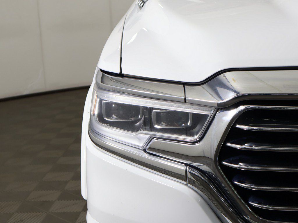 Used 2022 RAM 1500 Limited AWD/4WD image 17