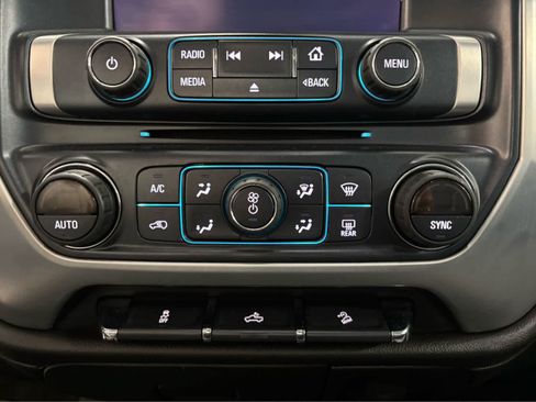 Used 2018 GMC Sierra 1500 SLE w/ SLE Value Package AWD/4WD image 19