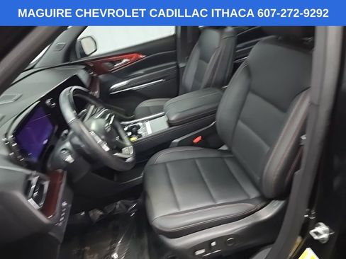 Used 2024 Chevrolet Traverse Z71 w/ Enhanced Driving Package AWD/4WD image 29
