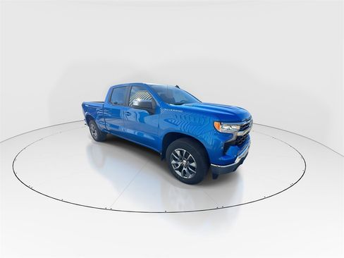 New 2026 Chevrolet Silverado 1500 LT image 2