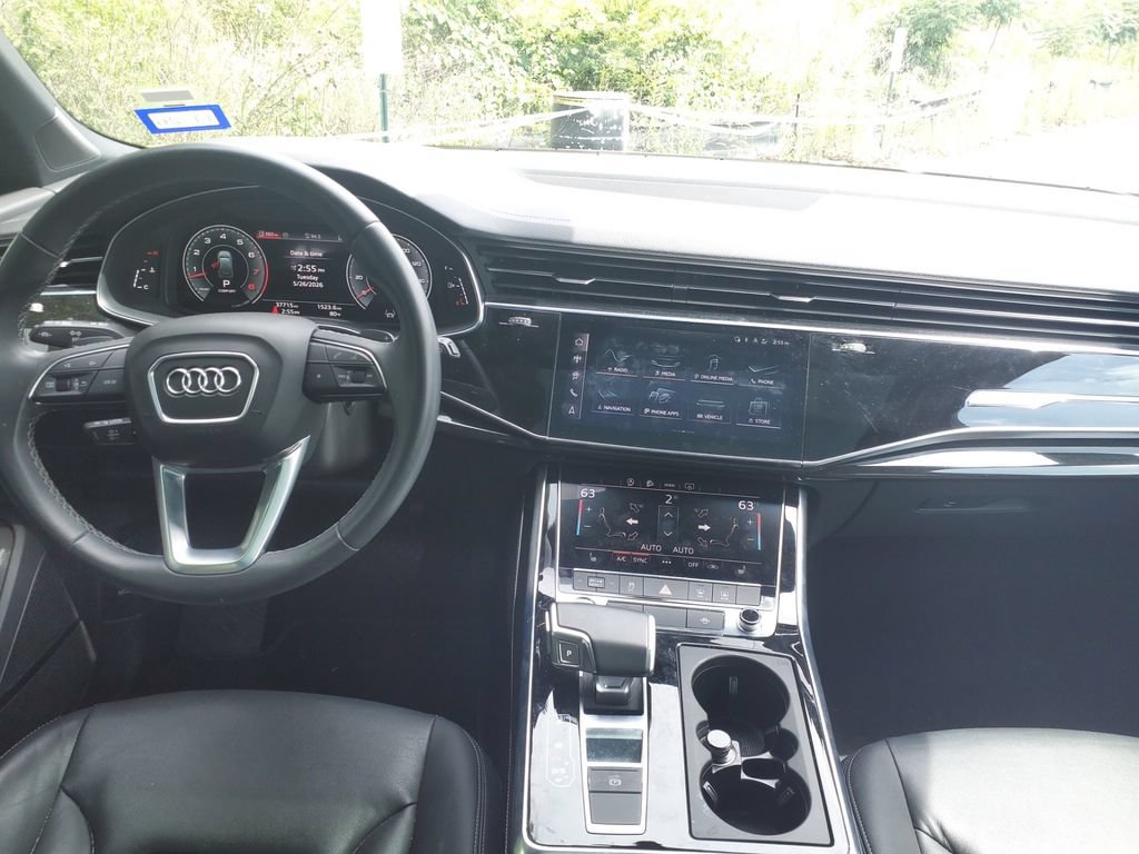 Used 2025 Audi Q7 3.0T Premium Plus AWD/4WD image 19