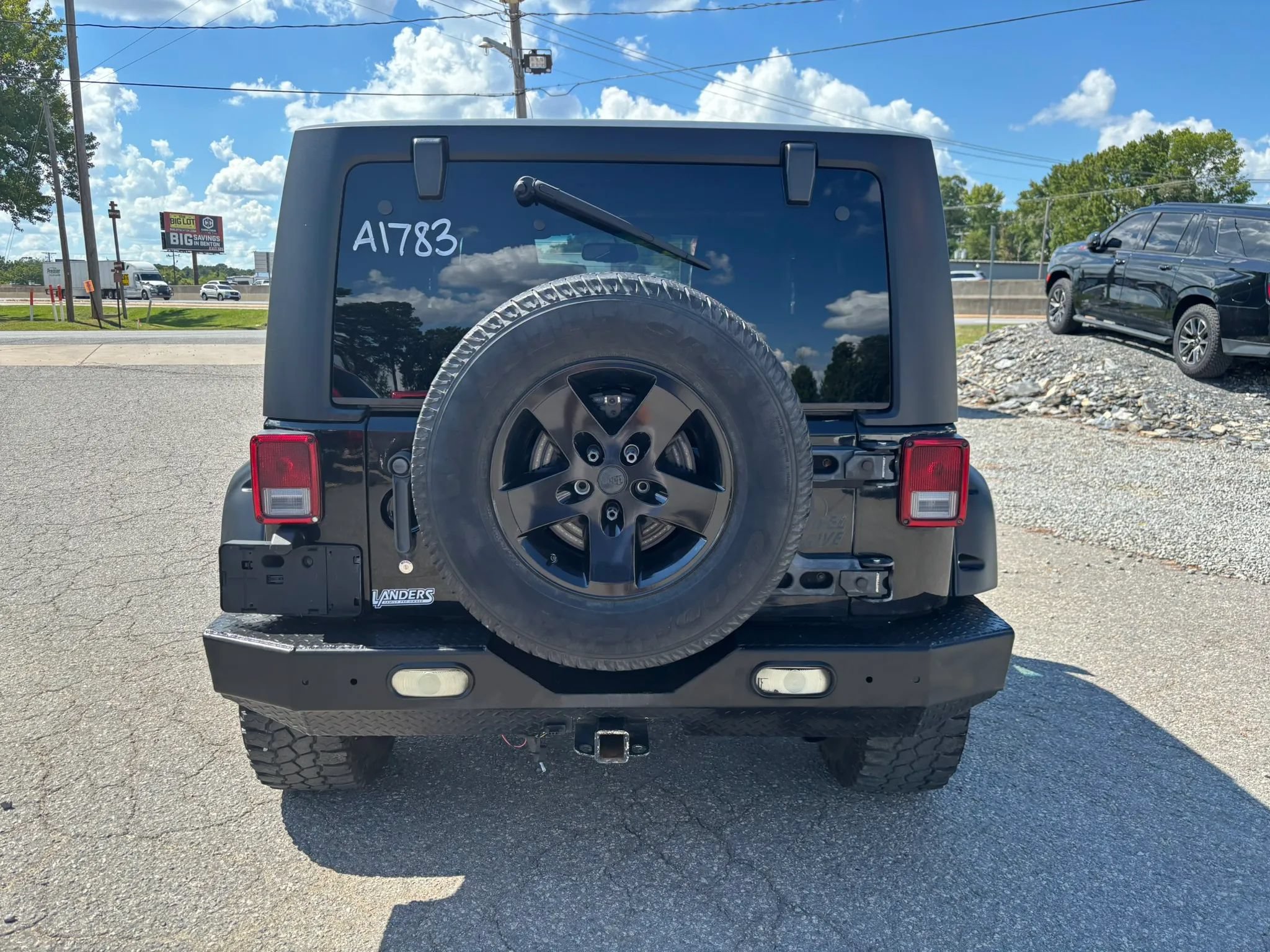Used 2015 Jeep Wrangler Sport AWD/4WD image 4