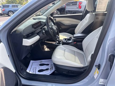 Used 2025 Ford Mustang Mach-E Premium AWD/4WD image 22
