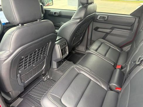 Certified 2025 Ford Bronco Badlands AWD/4WD image 20