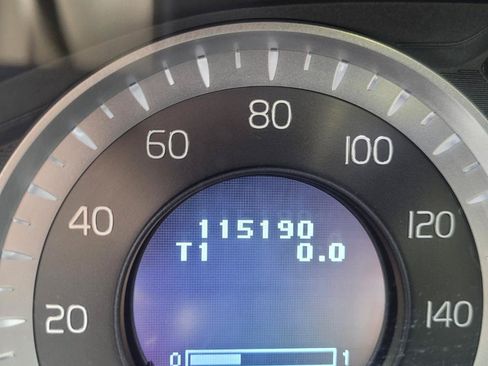 Used 2012 Volvo S60 T5 w/ Climate Pkg FWD image 17