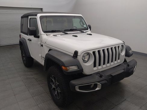 Used 2018 Jeep Wrangler Sport image 13