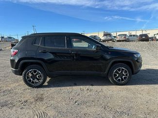 New 2026 Jeep Compass Trailhawk video 2