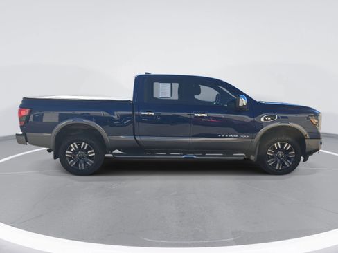 Used 2023 Nissan Titan Platinum Reserve w/ Moonroof Package image 4