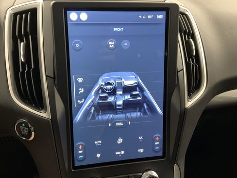 New 2024 Ford Edge SE image 17