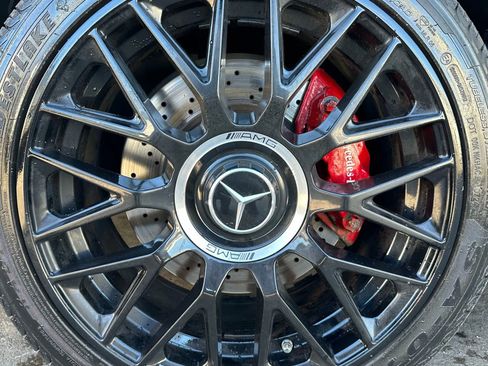 Used 2011 Mercedes-Benz SL 550 image 22