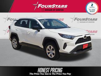 Used 2022 Toyota RAV4 LE FWD video 1