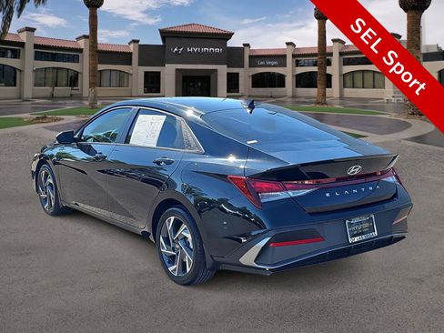 Used 2025 Hyundai Elantra Sport FWD image 6