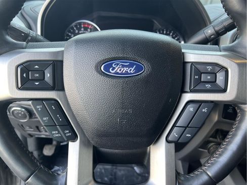 Used 2021 Ford F250 Platinum w/ FX4 Off-Road Package image 21