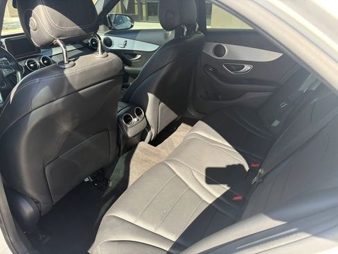 Used 2018 Mercedes-Benz C 300 Sedan image 11