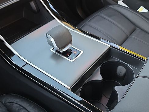 New 2026 Land Rover Range Rover Evoque S image 25