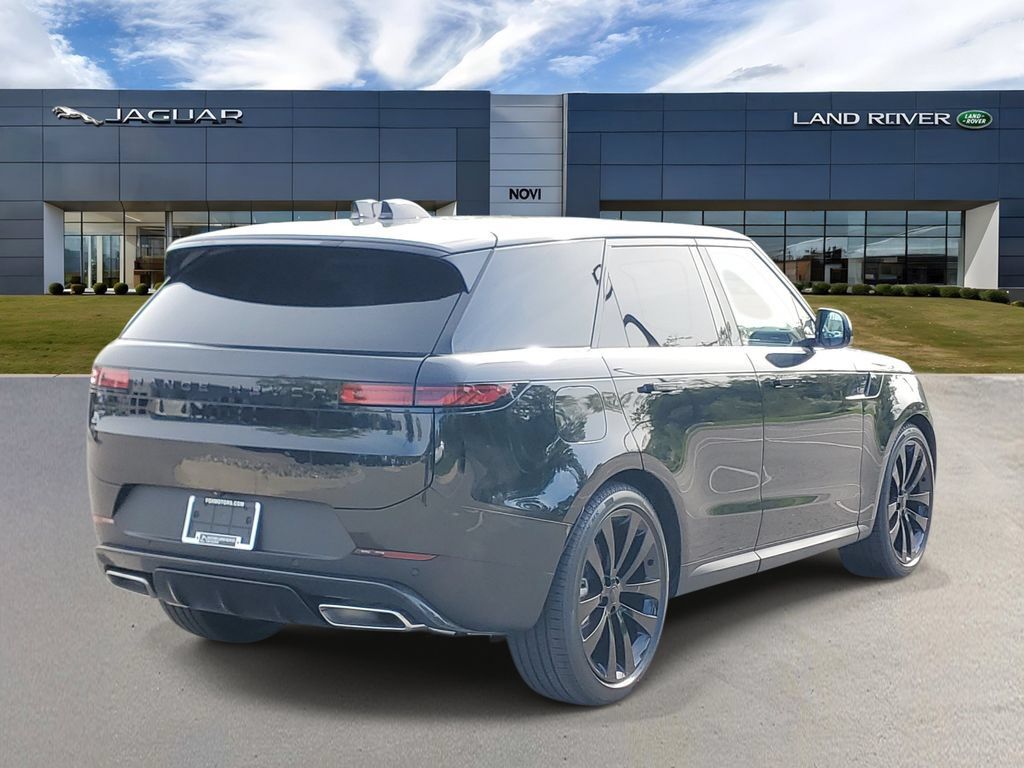 New 2026 Land Rover Range Rover Sport SE AWD/4WD image 3