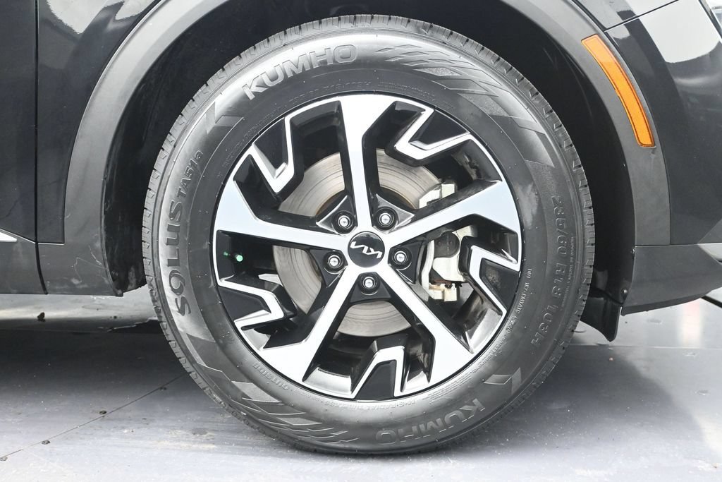 Used 2024 Kia Sportage EX FWD image 9