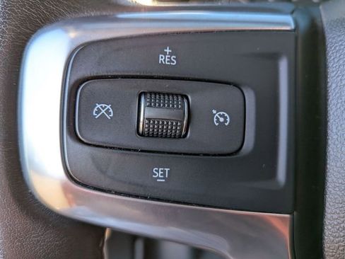 Used 2020 Chevrolet Blazer LT image 18