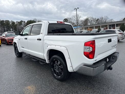 Used 2016 Toyota Tundra SR5 w/ SR5 Upgrade Package image 3