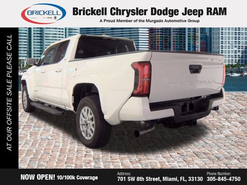 Used 2024 Toyota Tacoma SR5 RWD image 2