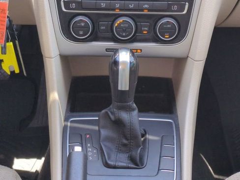 Used 2017 Volkswagen Passat 1.8T S FWD image 21