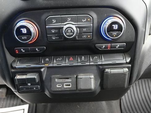 Used 2020 Chevrolet Silverado 1500 LT w/ All-Star Edition AWD/4WD image 13