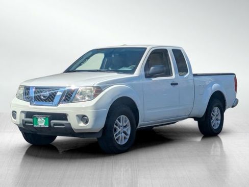 Used 2015 Nissan Frontier SV image 8