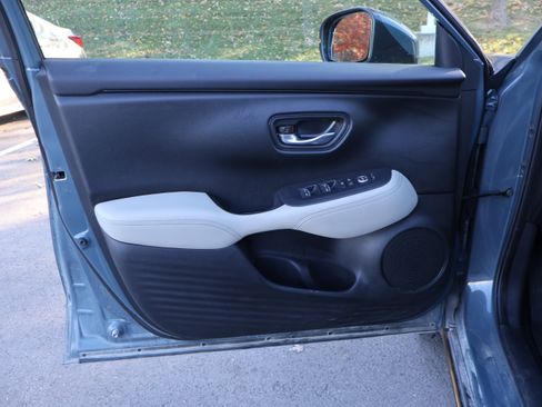 Used 2024 Honda HR-V EX-L image 21