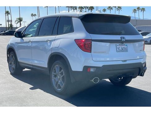 Used 2023 Honda Passport EX-L image 3