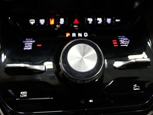 Used 2023 Jeep Grand Wagoneer 4WD image 58