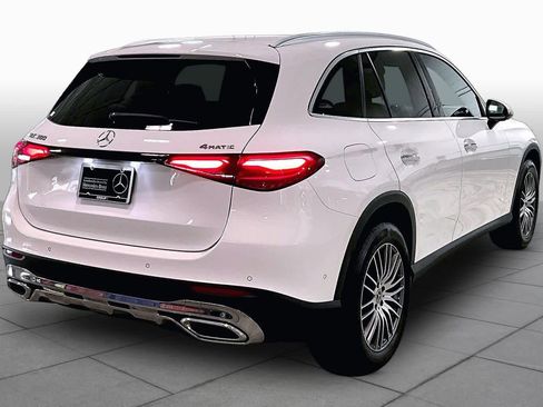 Used 2025 Mercedes-Benz GLC 300 4MATIC image 13