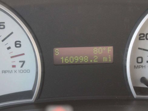 Used 2007 Ford Explorer Sport Trac XLT AWD/4WD image 8