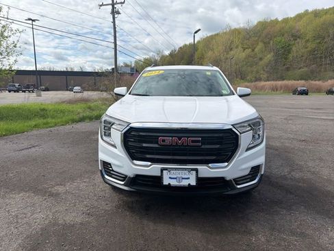 Used 2024 GMC Terrain SLE w/ Driver Convenience Package AWD/4WD image 8