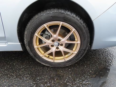 Used 2013 Subaru Impreza 2.0i Sport Limited w/ Popular Pkg 1 image 9