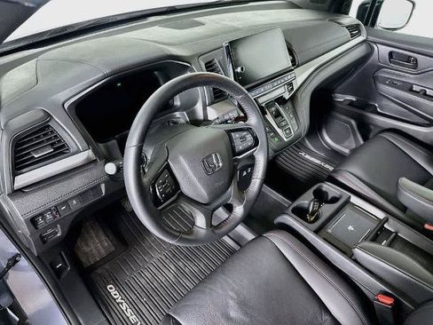 Used 2025 Honda Odyssey Sport-L image 2