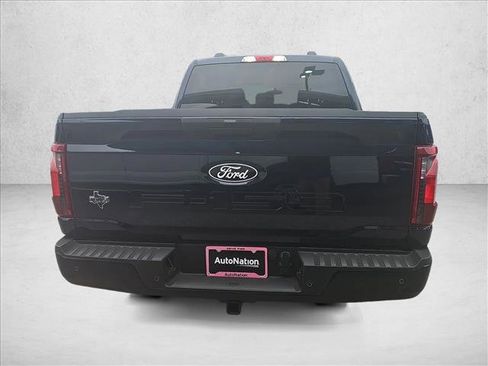 New 2026 Ford F150 XLT w/ XLT Black Appearance Package image 4