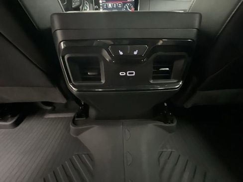 Used 2022 GMC Sierra 1500 AT4 w/ AT4 Premium Package image 21