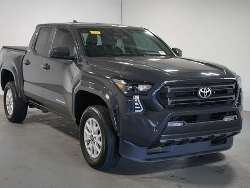 Certified 2025 Toyota Tacoma SR5 RWD image 3